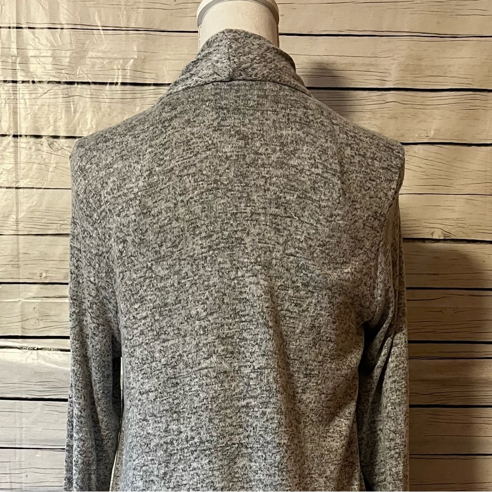 Bobeau One Button Fleece Wrap Cardigan Size Medium - Picture 11 of 11